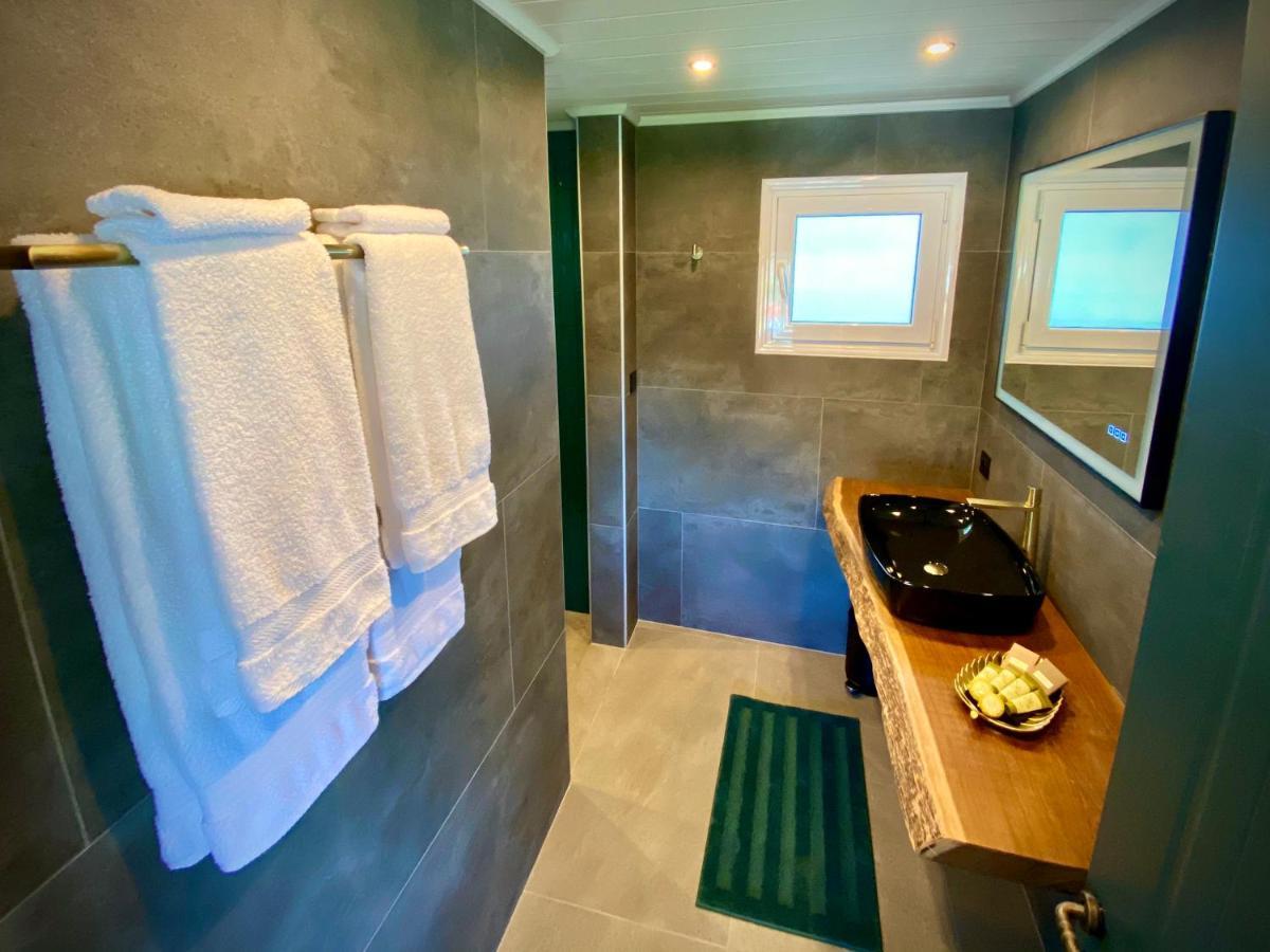 Villa Hylas Luxury Bed & Breakfast Kilada Esterno foto