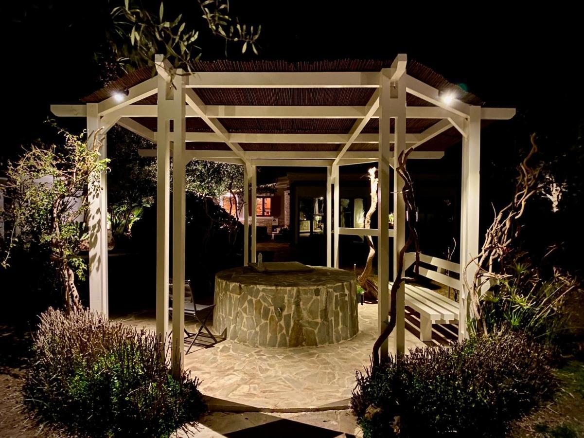 Villa Hylas Luxury Bed & Breakfast Kilada Esterno foto