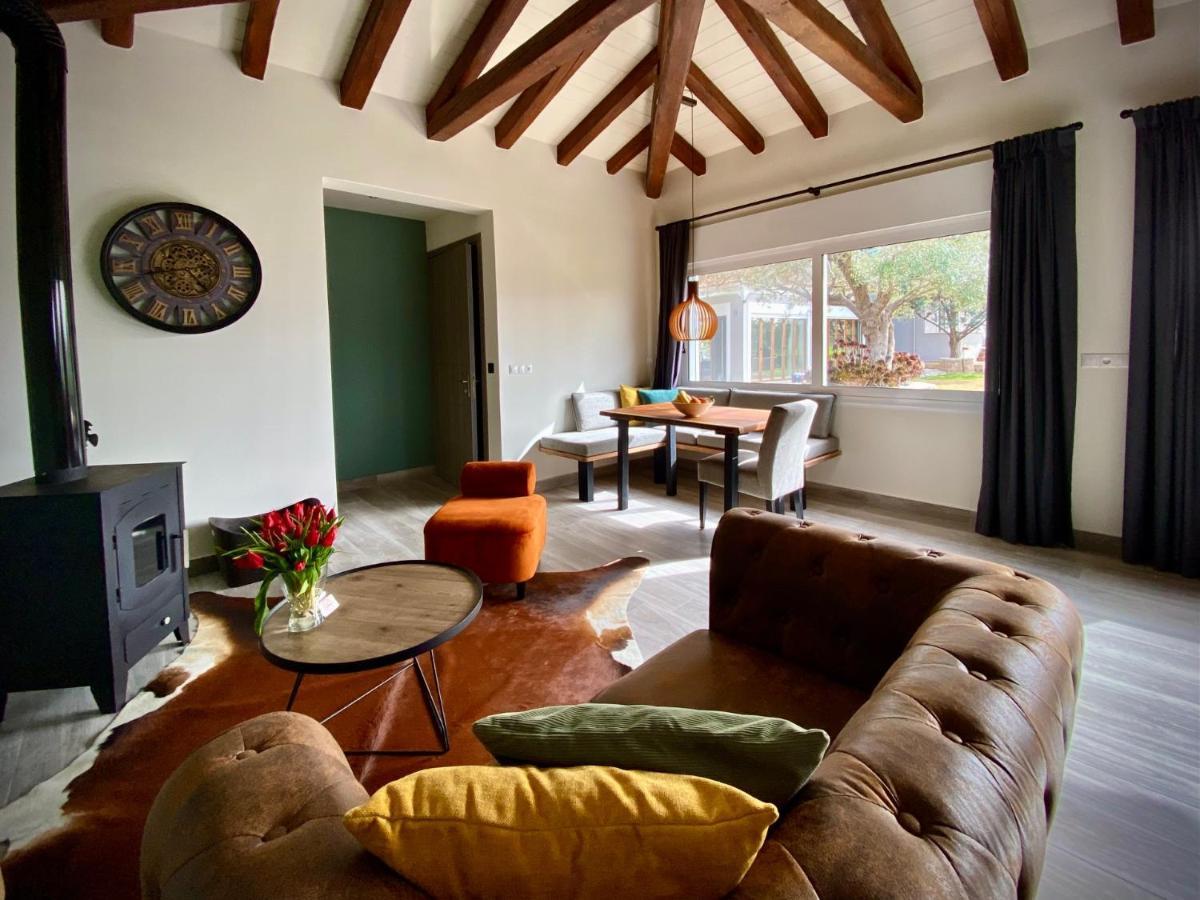 Villa Hylas Luxury Bed & Breakfast Kilada Esterno foto
